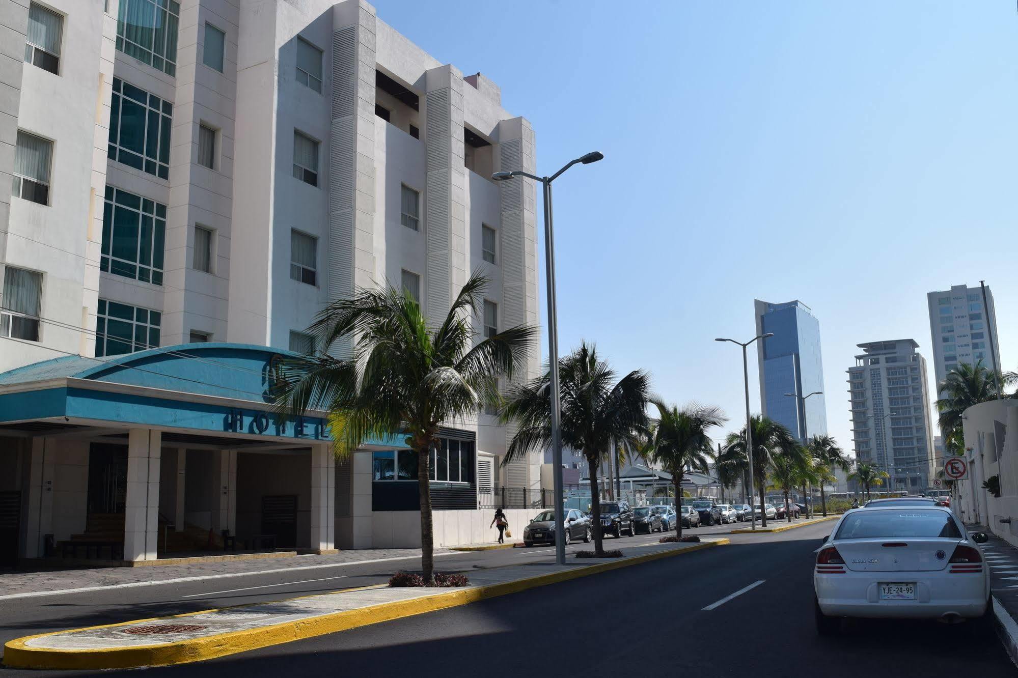 Hotel Oliba Boca Del Rio المظهر الخارجي الصورة